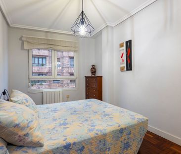 Piso de alquiler en Gijón - Calle San Jose, Llano - Photo 6