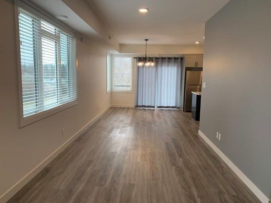 202 4785 45 Street - Photo 1