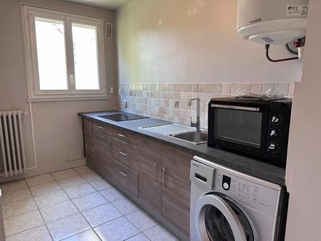 Location Appartement 2 pièces 49m² - Photo 3
