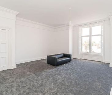 5 bedroom flat share to rent - Photo 3