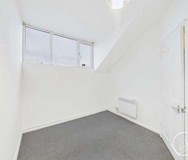 Luxor Avenue, Harehills, Leeds, LS8 - Photo 1