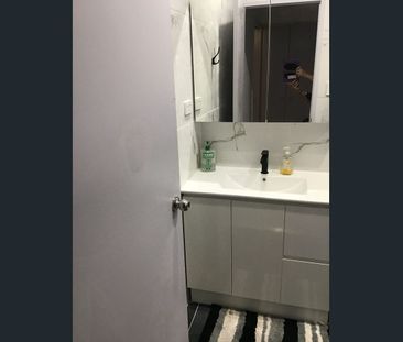 1Bedroom Available - Photo 2
