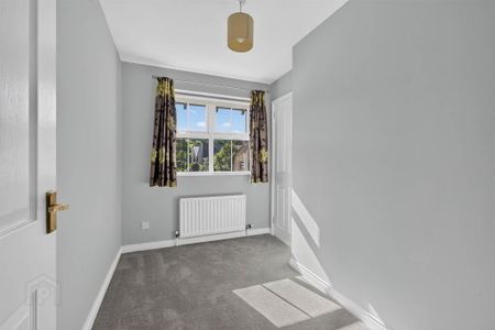 5 Churchland Close, Holywood, BT18 9LF - Photo 4