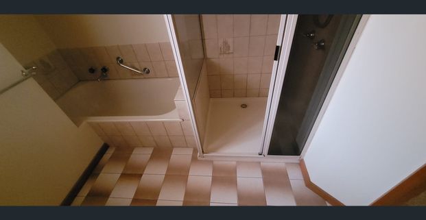 41 Salisbury Avenue, Newington, Vic 3350 - Photo 1