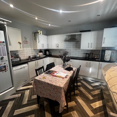 Ash Crescent - Photo 1