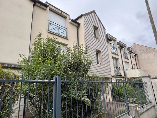 Location Appartement 2 pièces 40 m2 à Lèves - Photo 1