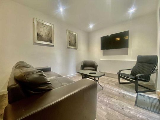 3 bedroom house share to rent - Photo 1