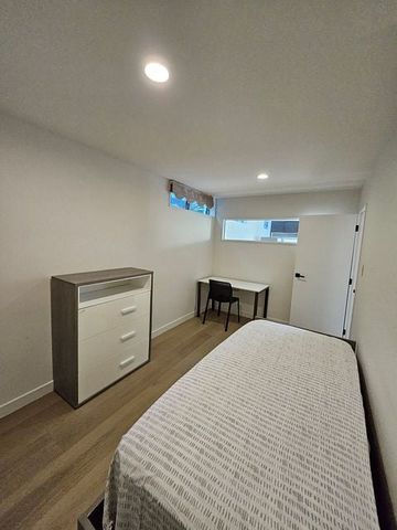 Ready to move in - furnished Modern Granny Flat - Photo 5