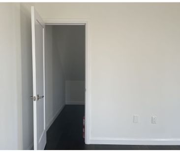 For Lease - 1169 Garner Road Unit# 31, Hamilton, Ontario - Photo 4