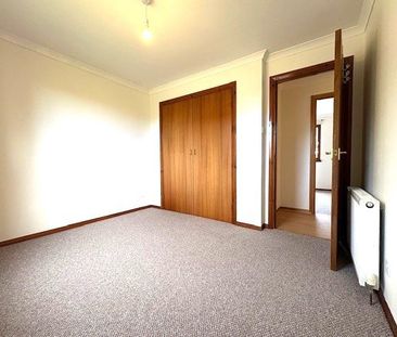 3 bedroom detached bungalow to rent - Photo 1