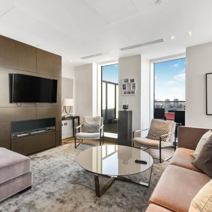 Kensington High Street London W14 - Photo 1