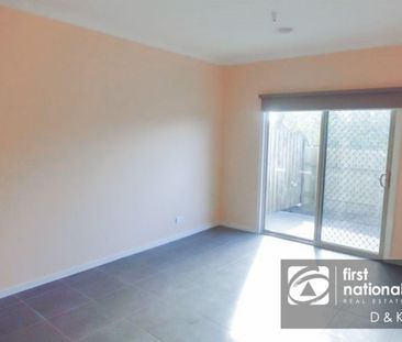 2/34 Harrison Street, 3023, Deer Park Vic - Photo 2