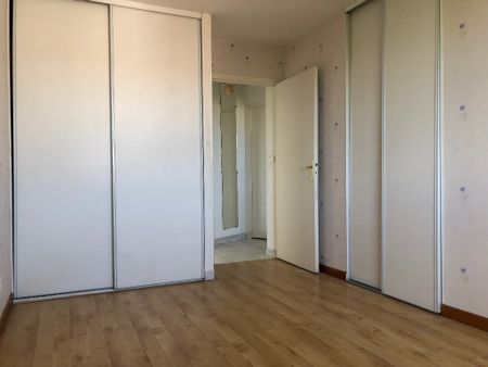 Location Appartement 2 pièces 74m² BESANCON 25000 - Photo 4