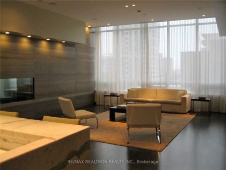 25 Broadway Avenue #2106 - Photo 3