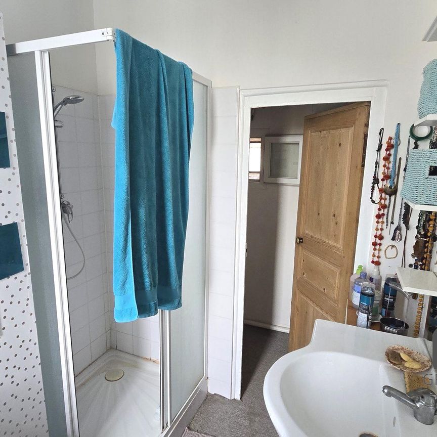 Location Appartement 1 pièce 33m² NIMES 30000 - Photo 1