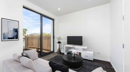 Modern 3-Story Townhouse: Perfect Vertical Living! - Photo 4