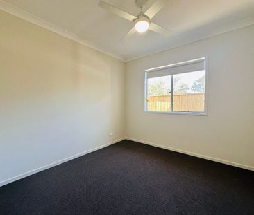 Great family home at Greenbank with every convenience you need - Photo 2
