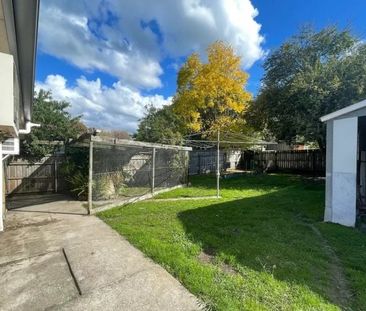 Churchill is calling you home - Photo 6