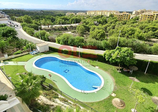 2 beds apartment for long term rental in Campoamor Golf