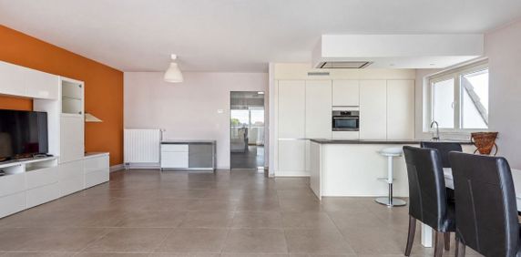 Appartement te huur in Kontich voor € 1.300 met 3 slaapkamers - Photo 2