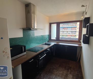 Location Appartement 2 pièces 48m² MARSEILLE 6ème - Photo 4