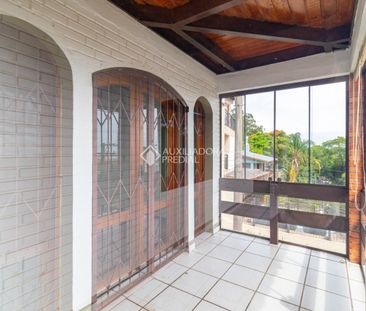 Casa com 2 quartos e 262m² para alugar em Ipanema, Porto Alegre. - Photo 1