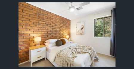 Beautiful 3 Bedroom Home - Photo 5