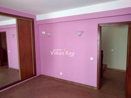 4 room luxury Semidetached House for rent in Lagos, Distrito de Faro - Photo 2