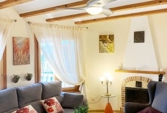 Villa for rent with 3 bedrooms and pool in Calpe for the winter season.