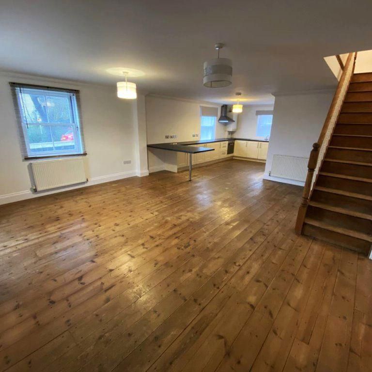 2 bedroom maisonette to rent - Photo 1