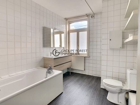 Maison mitoyenne 1 côté Bondues Secteur Bondues-Wambr-Roncq - Photo 5