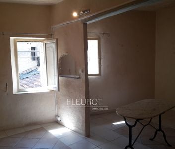 Location Appartement 1 pièce 26m² LA CIOTAT 13600 - Photo 4