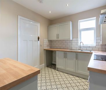 3 bed flat to rent in Whitefield Terrace, Newcastle Upon Tyne, NE6 - Photo 5