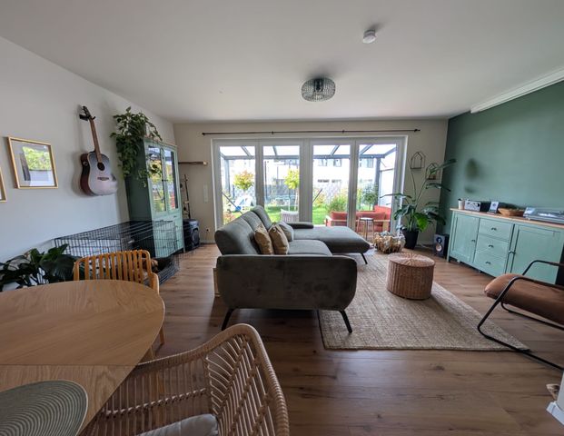 Traumhaftes Einfamilienhaus mit Einbauküche in einer gewachsenen Neubauanlage - frisch renoviert - Foto 1