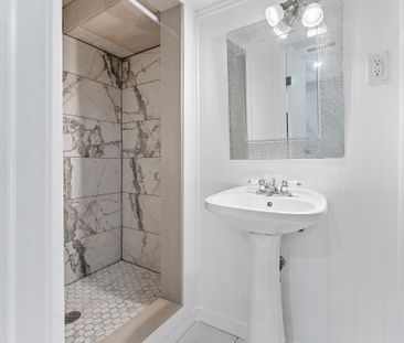 For Lease - 690 Elgin Street, Newmarket, Ontario - Photo 1