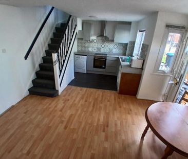 1 bedroom terraced house to rent - Photo 3