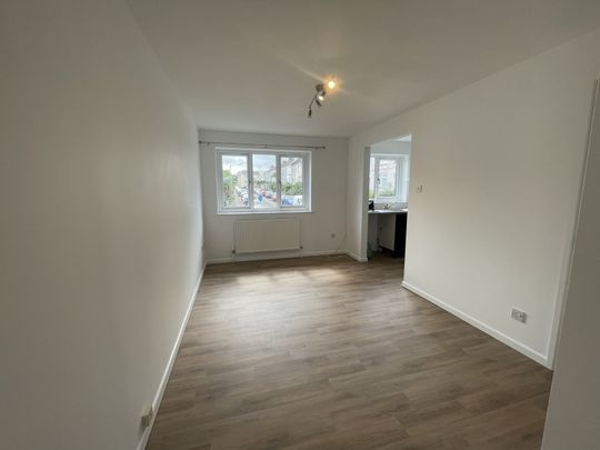 Berkeley Mews, Falmouth - Photo 1