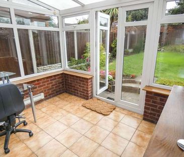 Stephenson Close, Glascote, B77 - Photo 3