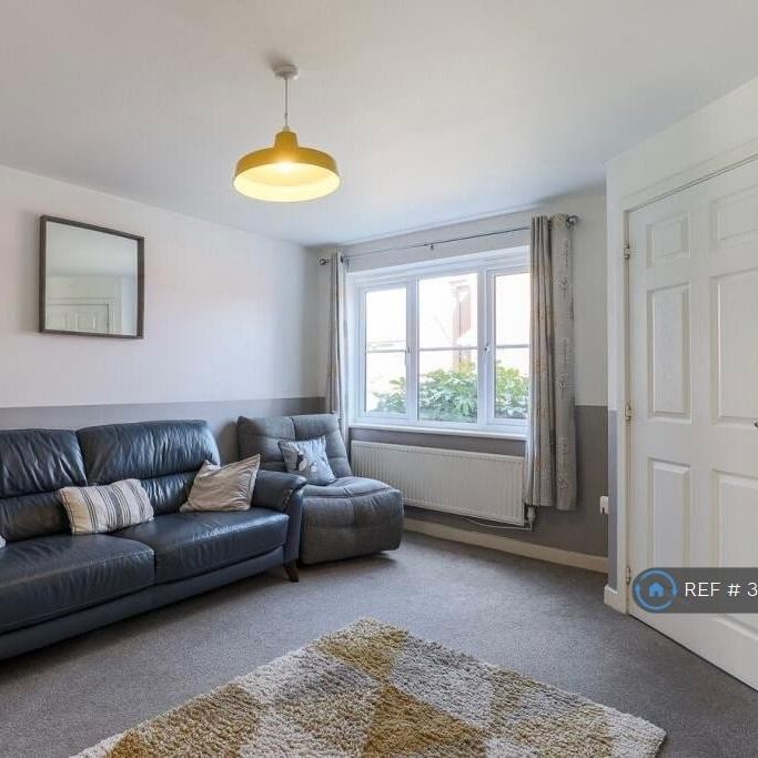 3 bedroom terraced house to rent - Photo 1