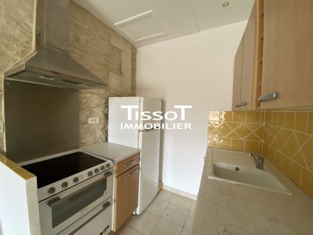 Location Appartement 2 pièces 33m² NIMES 30000 - Photo 3