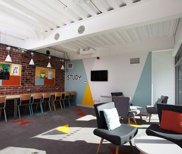 Large Standard Double Ensuite - Photo 5