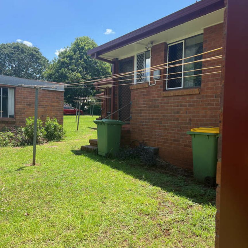 2/1a Delacey Street, NORTH TOOWOOMBA - Photo 1