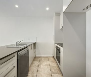 Lovely Townhouse - Photo 6