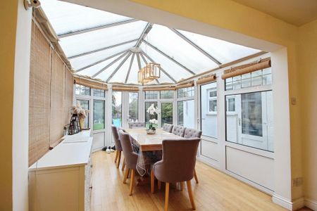 5 bedroom semi-detached house to rent - Photo 5