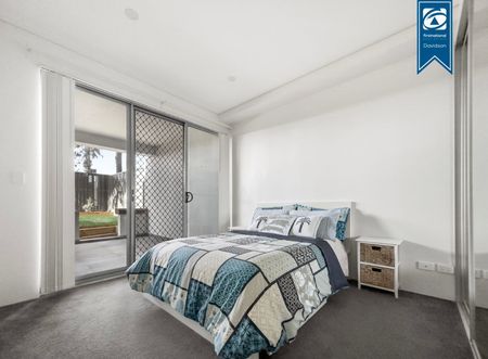 Modern 2-Bedroom Unit in Peakhurst - Photo 2
