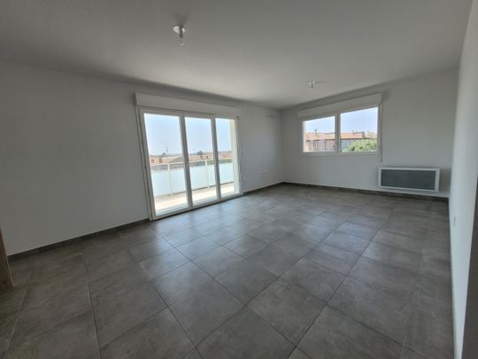 Location Appartement 3 pièces 59m² NIMES 30000 - Photo 1