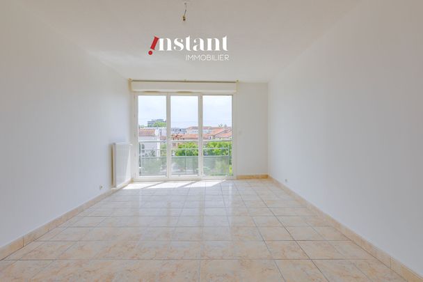 Grand T3 avec loggia à 10 min de gare de Vénissieux, - Photo 1