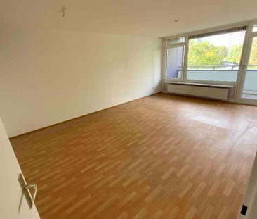 Charmante 2 Zimmer Wohnung mit Balkon - Foto 4