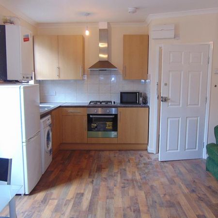 1 bedroom flat to rent - Photo 3