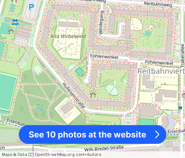 Kindergarten, Sportplatz, See - hier fühlen sich Familien wohl! - Photo 1